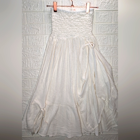 270-NWT Free People Elegant White Strapless Dress - Picture 2 of 8